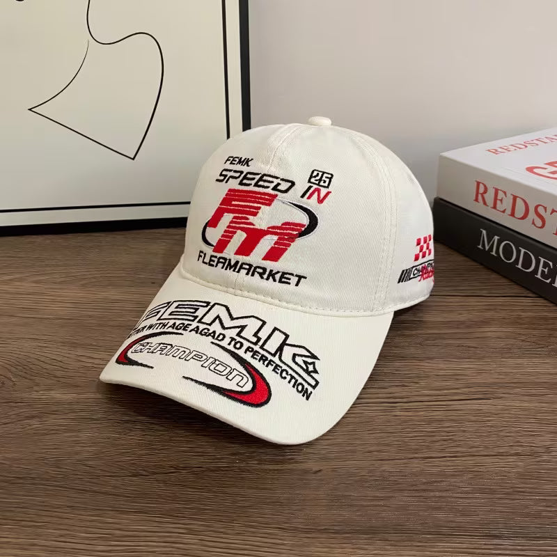 hat 9